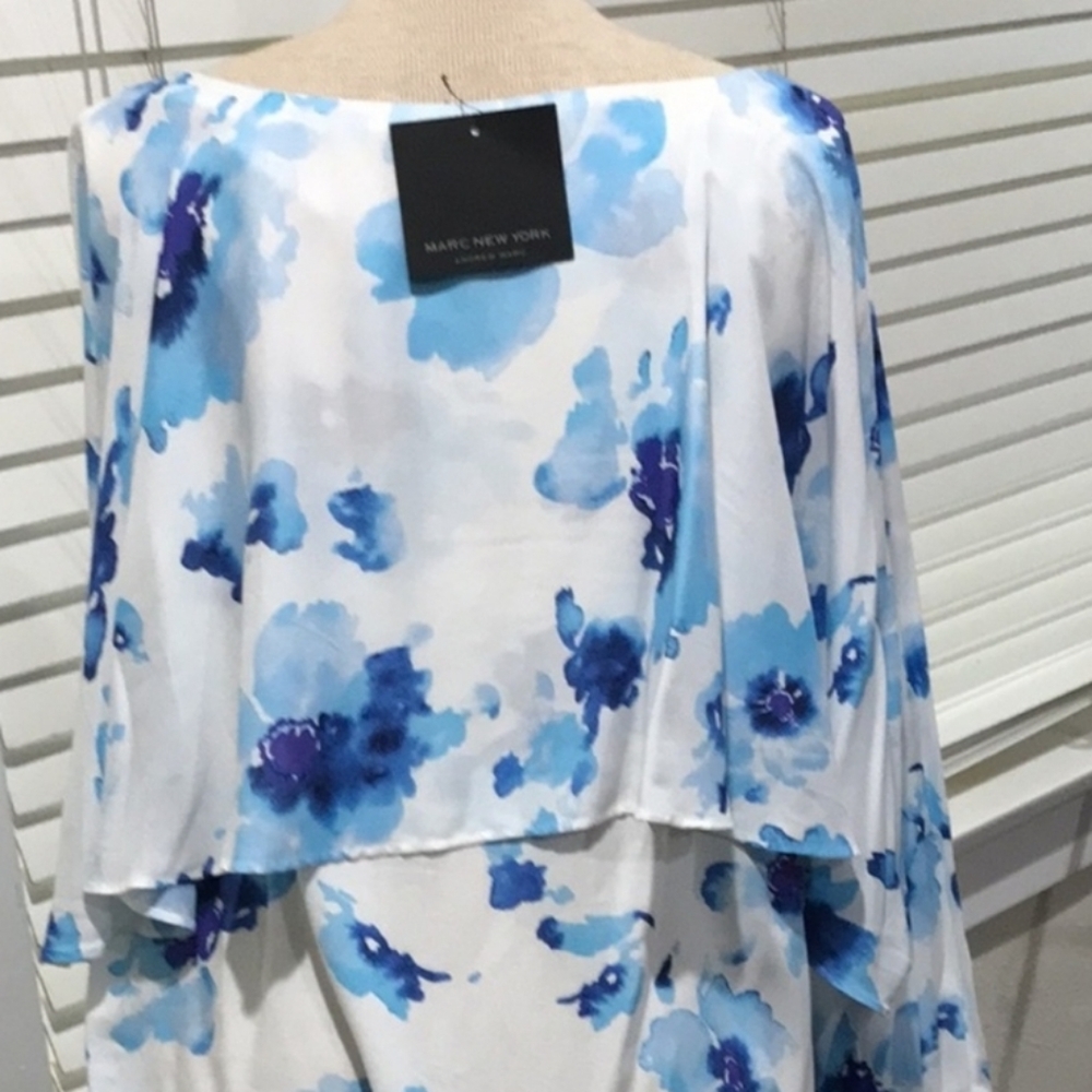 Marc New York Floral Long Sleeve Blouse Top Size M White and Blue - Picture 2 of 6